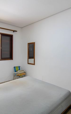 Casa à venda com 250m², 3 quartos e 3 vagas Casa à venda com 250m², 3 quartos e 3 vagasQuarto 1