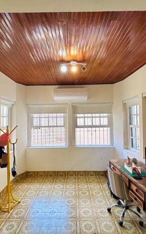 Casa para alugar com 380m², 4 quartos e 2 vagas