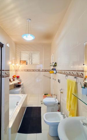 Casa para alugar com 380m², 4 quartos e 2 vagas