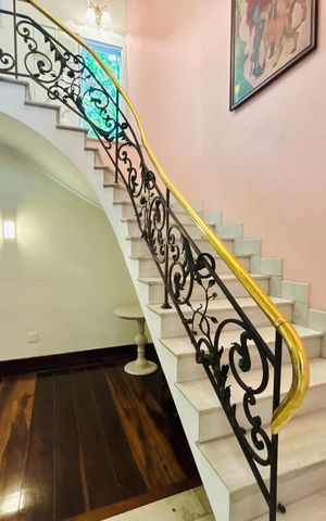 Casa para alugar com 380m², 4 quartos e 2 vagas