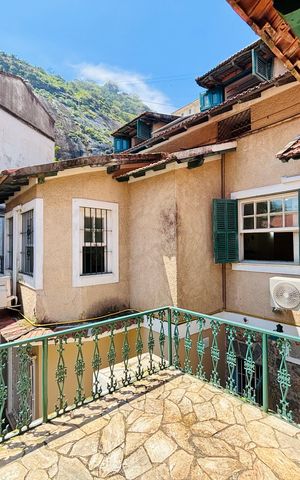 Casa para alugar com 380m², 4 quartos e 2 vagas