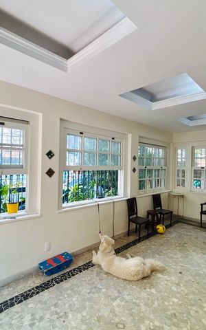 Casa para alugar com 380m², 4 quartos e 2 vagas