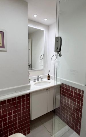 Apartamento à venda com 50m², 1 quarto e 1 vaga Apartamento à venda com 50m², 1 quarto e 1 vagaBanheiro da Suíte