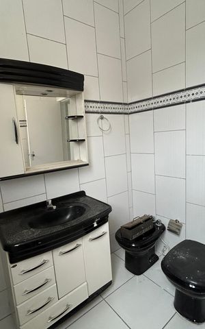 Casa à venda com 260m², 3 quartos e 3 vagasBanheiro Social