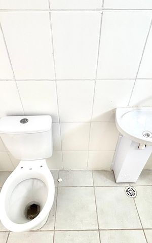Apartamento para alugar com 45m², 2 quartos e 1 vaga Apartamento para alugar com 45m², 2 quartos e 1 vagaBanheiro