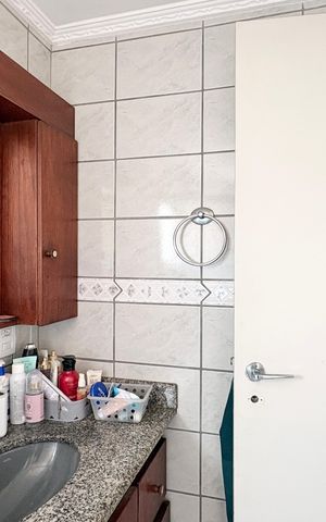 Apartamento à venda com 50m², 2 quartos e 1 vaga Apartamento à venda com 50m², 2 quartos e 1 vagaBanheiro
