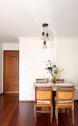 Apartamento à venda com 50m², 2 quartos e 1 vaga Apartamento à venda com 50m², 2 quartos e 1 vagaSala