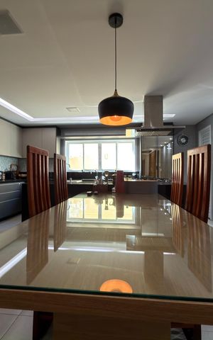 Casa à venda com 683m², 7 quartos e 8 vagas