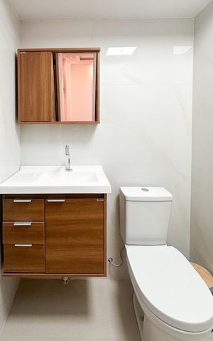 Apartamento à venda com 45m², 2 quartos e 1 vaga Apartamento à venda com 45m², 2 quartos e 1 vagaBanheiro Social