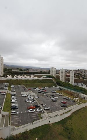 Apartamento para alugar com 67m², 3 quartos e 2 vagasVista
