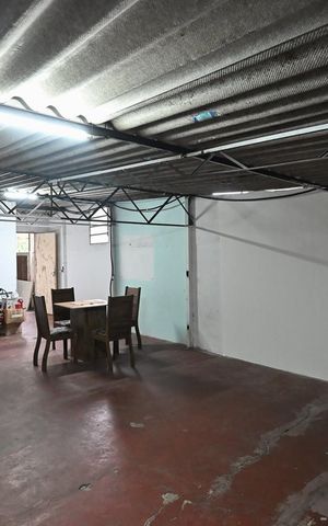 Casa à venda com 125m², 5 quartos e 2 vagasSala/Quarto da Casa 3
