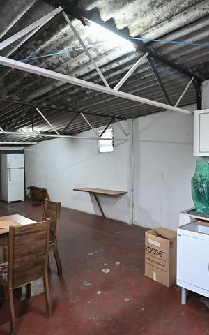 Casa à venda com 125m², 5 quartos e 2 vagasSala/Quarto da Casa 3