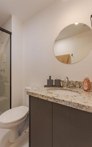 Apartamento para alugar com 56m², 2 quartos e 1 vaga Apartamento para alugar com 56m², 2 quartos e 1 vagaBanheiro