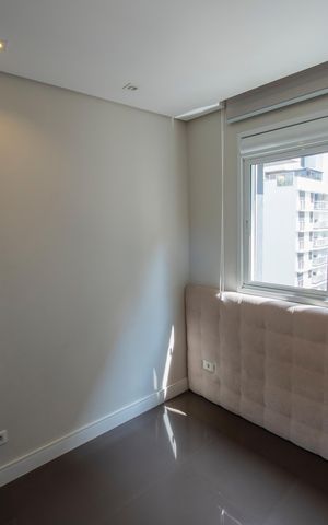 Apartamento à venda com 187m², 2 quartos e 2 vagas Apartamento à venda com 187m², 2 quartos e 2 vagasQuarto