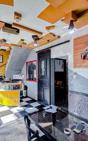 Casa à venda com 270m², 5 quartos e sem vagaSala 2
