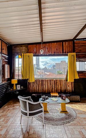 Casa à venda com 270m², 5 quartos e sem vagaSala