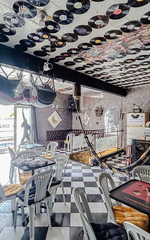 Casa à venda com 270m², 5 quartos e sem vagaÁrea gourmet
