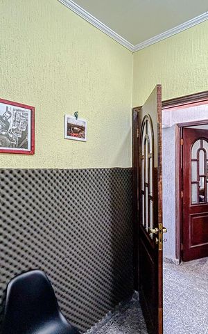 Casa à venda com 270m², 5 quartos e sem vagaQuarto 2