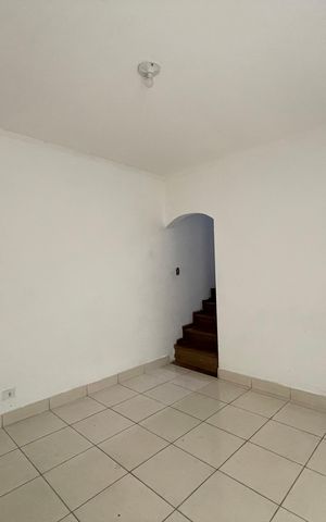 Casa para alugar com 160m², 2 quartos e 1 vaga