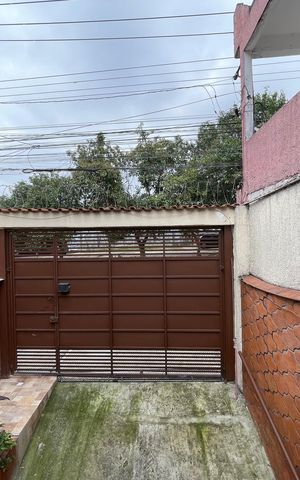 Casa para alugar com 160m², 2 quartos e 1 vaga Casa para alugar com 160m², 2 quartos e 1 vagaVista Sacada