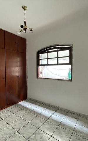 Casa para alugar com 160m², 2 quartos e 1 vaga Casa para alugar com 160m², 2 quartos e 1 vagaQuarto 1