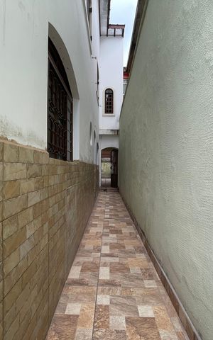 Casa para alugar com 160m², 2 quartos e 1 vaga Casa para alugar com 160m², 2 quartos e 1 vagaCorredor Lateral