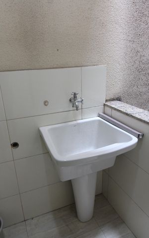 Casa de condomínio para alugar com 51m², 2 quartos e 1 vagaÁrea de Serviço