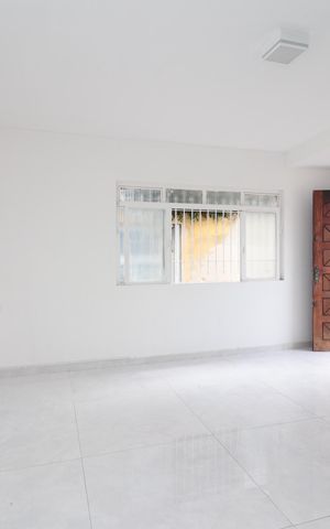 Casa para alugar com 128m², 2 quartos e 3 vagasSala