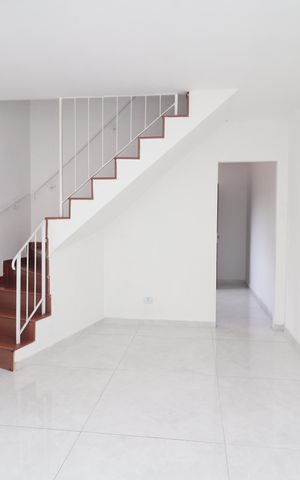Casa para alugar com 128m², 2 quartos e 3 vagasSala