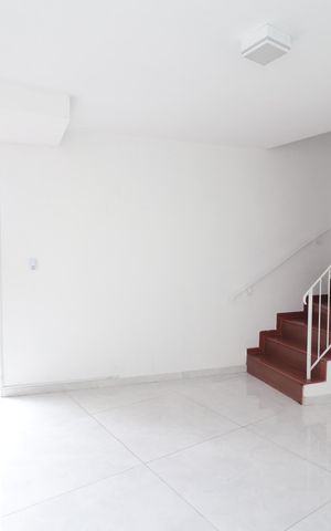 Casa para alugar com 128m², 2 quartos e 3 vagasSala