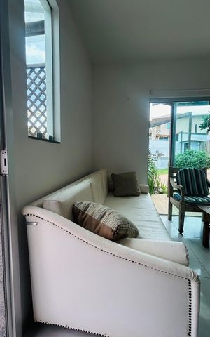 Casa de condomínio para alugar com 90m², 2 quartos e 2 vagas