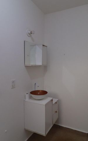 Apartamento para alugar com 64m², 2 quartos e 1 vagaBanheiro 