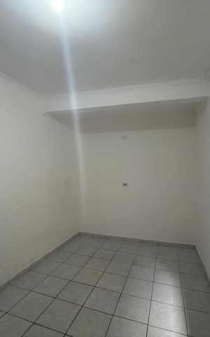 Casa para alugar com 120m², 2 quartos e sem vaga Casa para alugar com 120m², 2 quartos e sem vagaQuarto 1