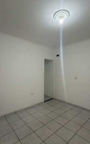 Casa para alugar com 120m², 2 quartos e sem vaga Casa para alugar com 120m², 2 quartos e sem vagaSala