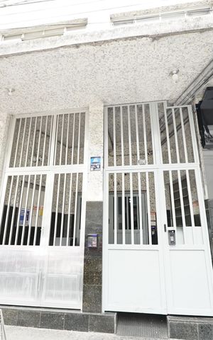 Studio para alugar com 33m², 1 quarto e sem vagaFachada