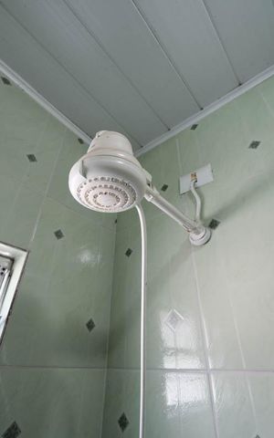 Casa para alugar com 85m², 3 quartos e 1 vagaBanheiro