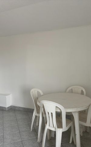 Studio para alugar com 60m², 1 quarto e sem vaga Studio para alugar com 60m², 1 quarto e sem vagaCozinha
