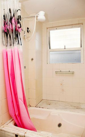 Apartamento para alugar com 65m², 2 quartos e sem vagaBanheiro