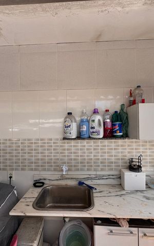 Apartamento à venda com 196m², 4 quartos e 8 vagas Apartamento à venda com 196m², 4 quartos e 8 vagasÁrea de Serviço