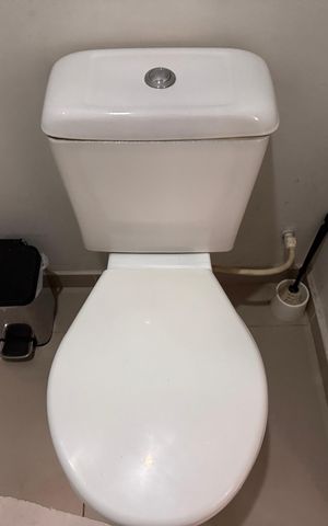 Apartamento à venda com 196m², 4 quartos e 8 vagas Apartamento à venda com 196m², 4 quartos e 8 vagasLavabo