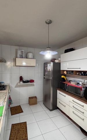 Apartamento à venda com 196m², 4 quartos e 8 vagas Apartamento à venda com 196m², 4 quartos e 8 vagasCozinha