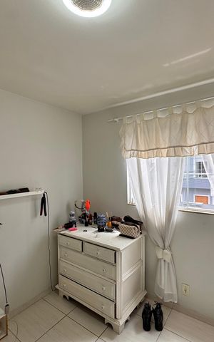 Apartamento à venda com 196m², 4 quartos e 8 vagas Apartamento à venda com 196m², 4 quartos e 8 vagasQuarto 1