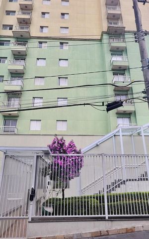 Apartamento para alugar com 52m², 2 quartos e 1 vaga Apartamento para alugar com 52m², 2 quartos e 1 vagaFachada