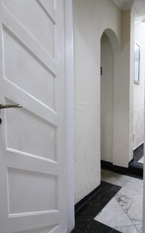 Casa de condomínio à venda com 300m², 6 quartos e 3 vagasLavabo