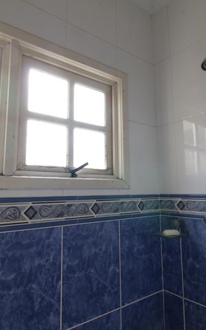 Casa de condomínio à venda com 300m², 6 quartos e 3 vagasBanheiro da suíte 3