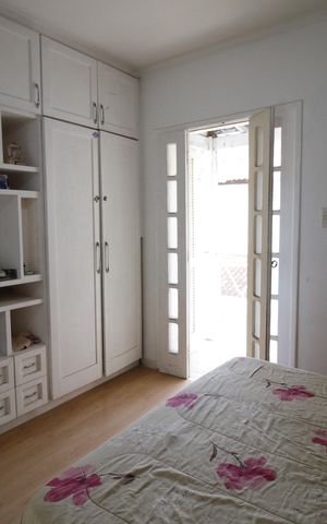Casa de condomínio à venda com 300m², 6 quartos e 3 vagasSuíte 2