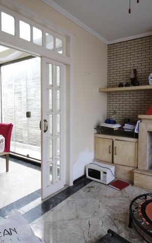 Casa de condomínio à venda com 300m², 6 quartos e 3 vagasSala 2