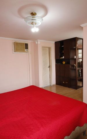 Casa de condomínio à venda com 300m², 6 quartos e 3 vagasSuíte