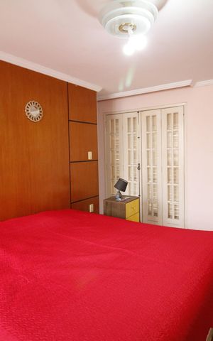 Casa de condomínio à venda com 300m², 6 quartos e 3 vagasSuíte