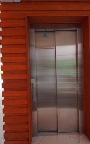 Apartamento para alugar com 80m², 1 quarto e 1 vagaElevador 